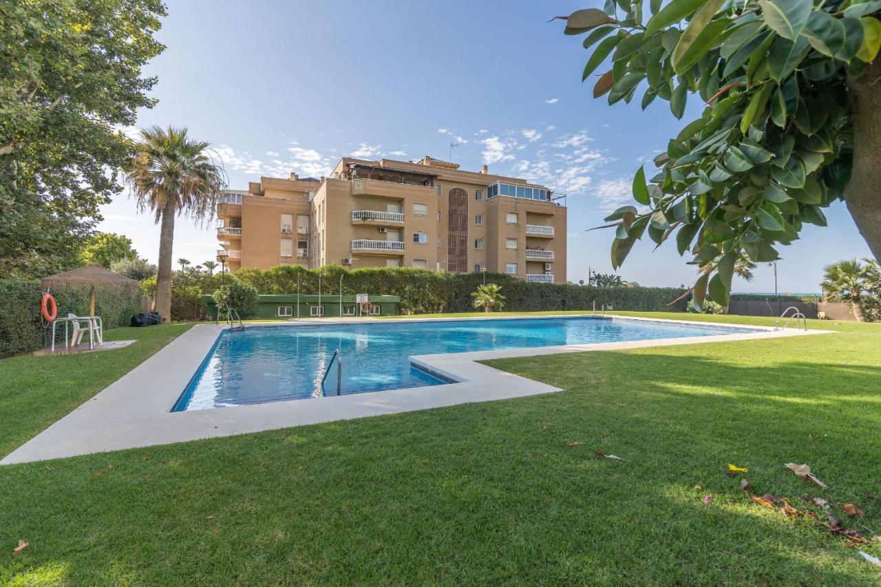 Suite Homes Hesperides Garden Beach Málaga Exterior foto